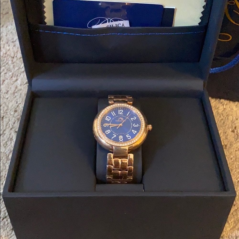 Porsamo Bleu BRAND NEW